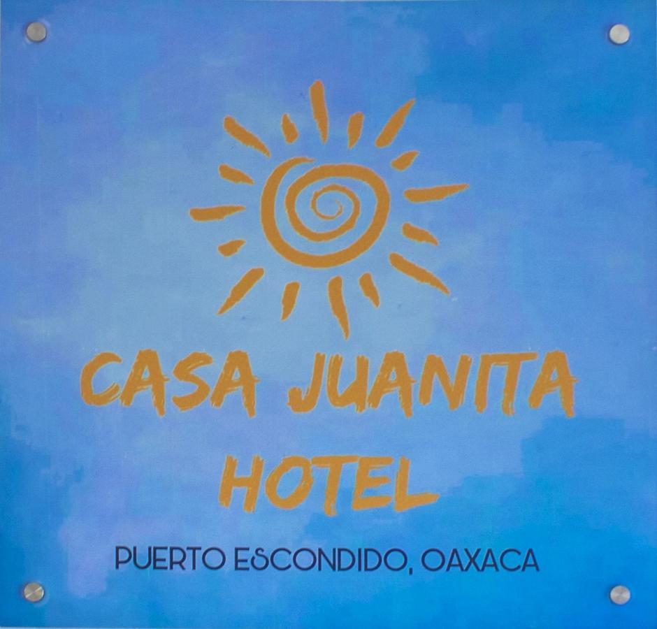 פוארטו אסקונדידו Hotel Casa Juanita מראה חיצוני תמונה