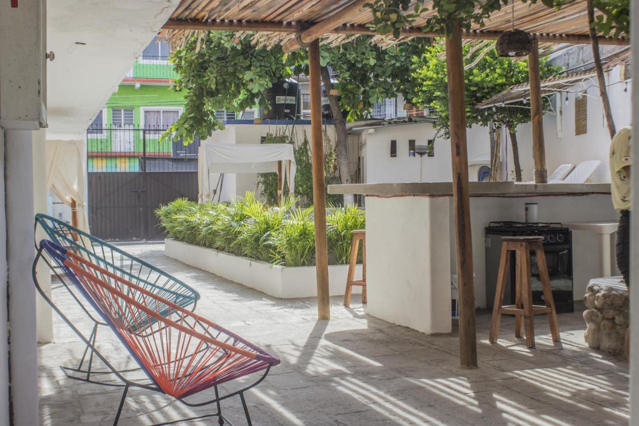 פוארטו אסקונדידו Hotel Casa Juanita מראה חיצוני תמונה