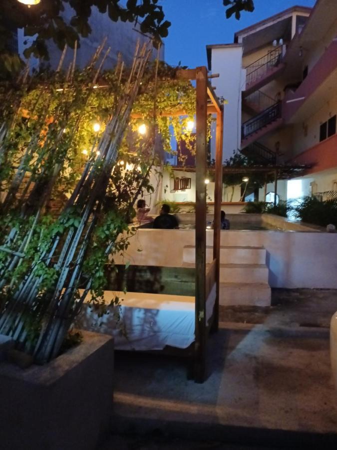 פוארטו אסקונדידו Hotel Casa Juanita מראה חיצוני תמונה