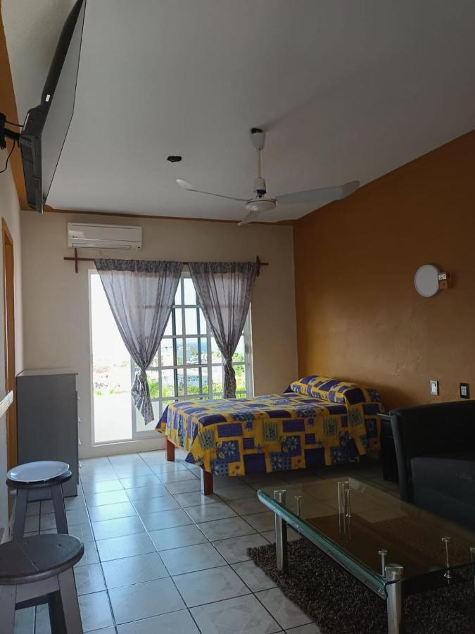 פוארטו אסקונדידו Hotel Casa Juanita מראה חיצוני תמונה