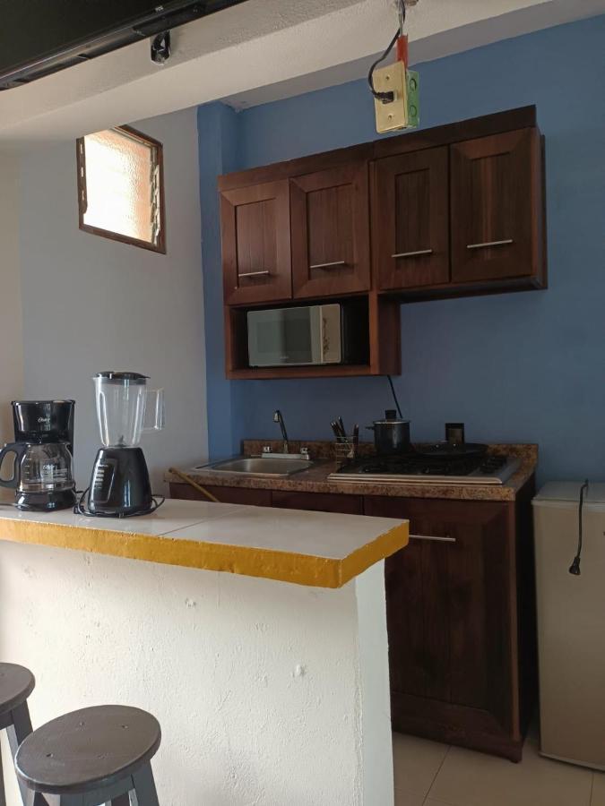פוארטו אסקונדידו Hotel Casa Juanita מראה חיצוני תמונה