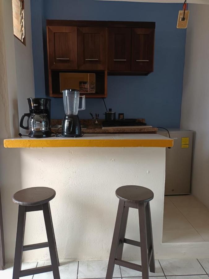 פוארטו אסקונדידו Hotel Casa Juanita מראה חיצוני תמונה