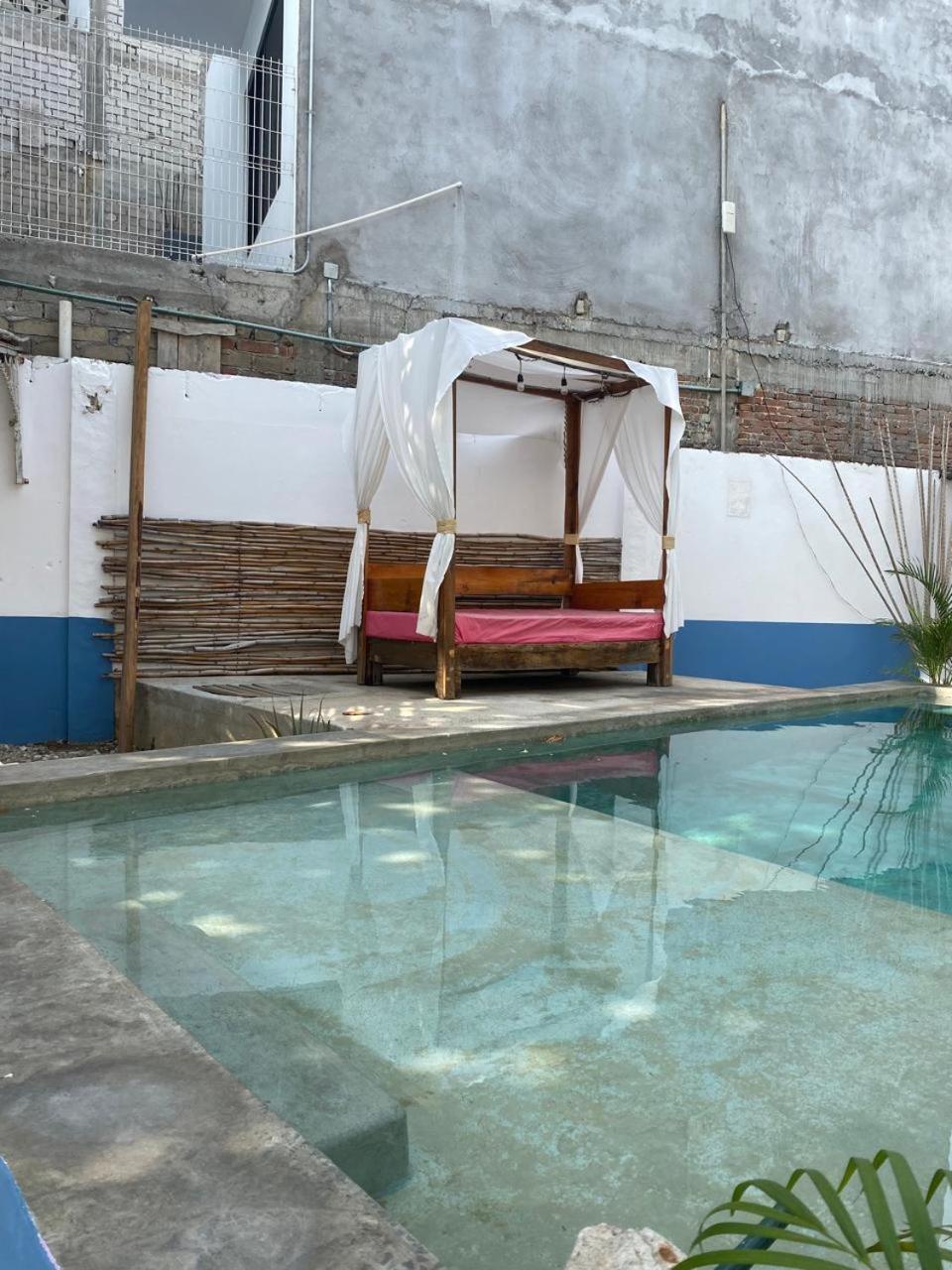 פוארטו אסקונדידו Hotel Casa Juanita מראה חיצוני תמונה