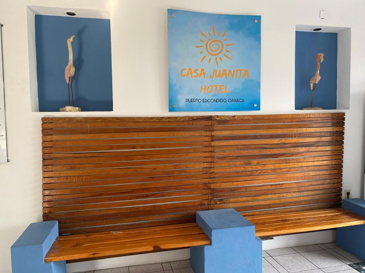 פוארטו אסקונדידו Hotel Casa Juanita מראה חיצוני תמונה