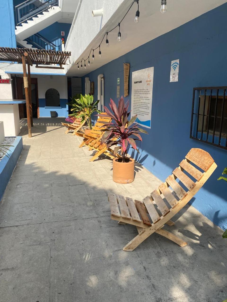 פוארטו אסקונדידו Hotel Casa Juanita מראה חיצוני תמונה